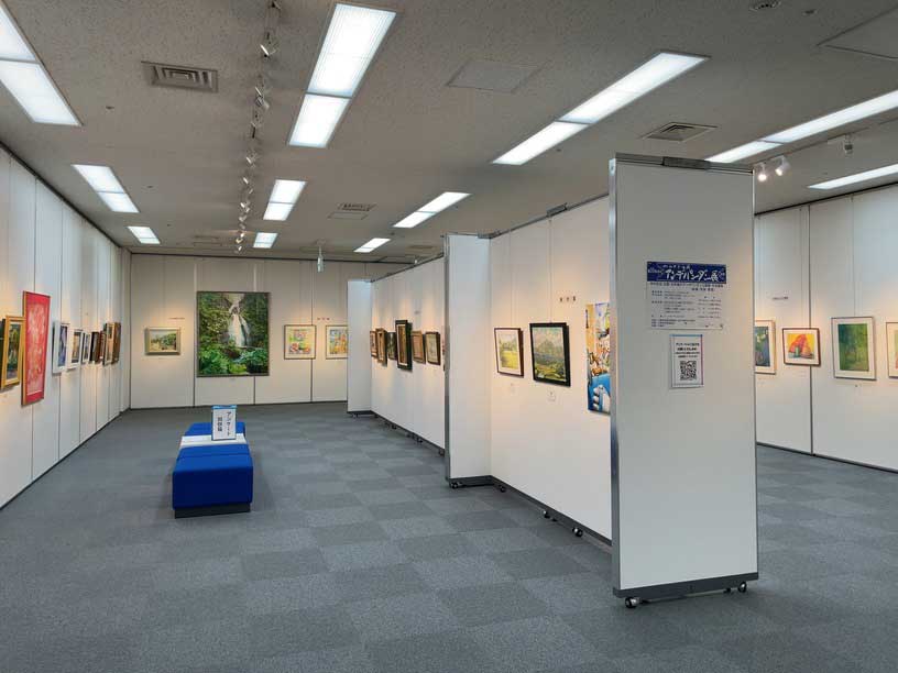 絵画の展示風景1
